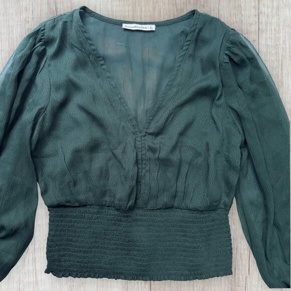 Abercrombie & Fitch Forest Green Smocked Waist Long Sleeve Deep V Blouse Size L - Picture 2 of 6